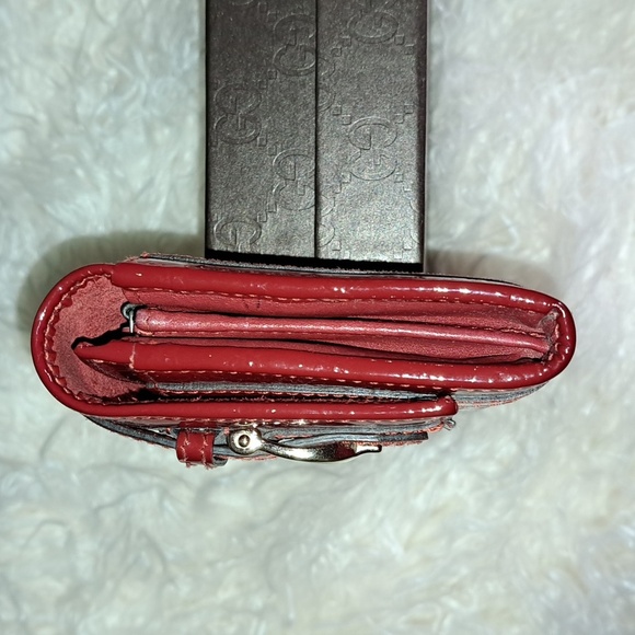 🔥🔥Gucci Guccissima Red Patent Leather Wallet - EUC - Picture 10 of 17